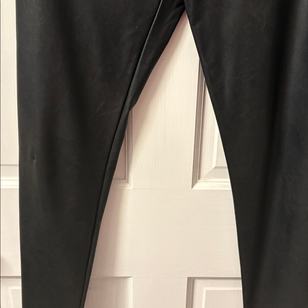 Boston Proper Black‎ Leatherette Pants XS - Picture 6 of 14